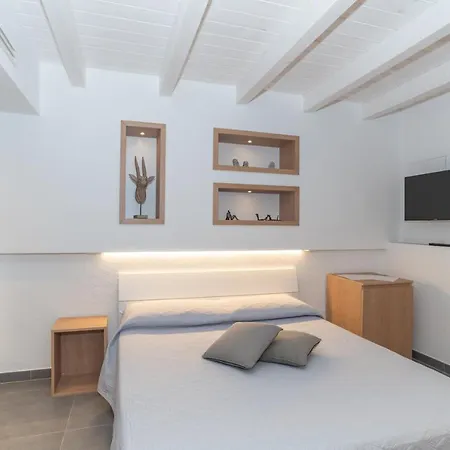 Mini House App To 3